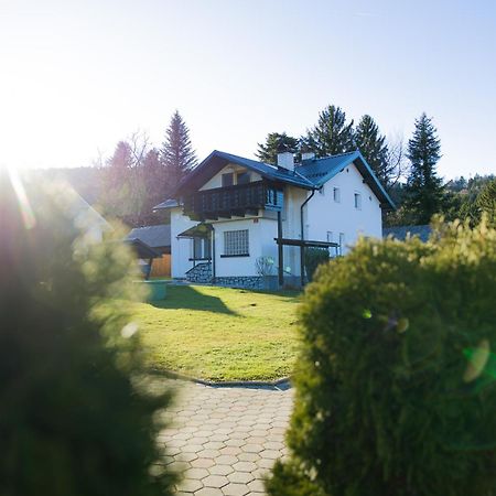 Apartma Ella Lovrenc na Pohorju Bagian luar foto